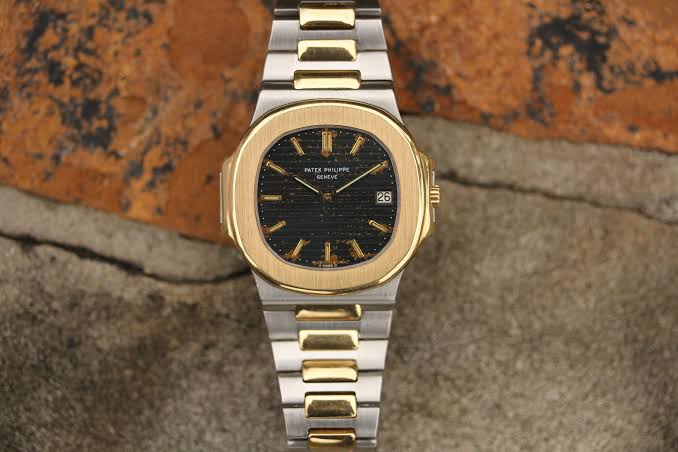 PATEK PHILIPPE - UNWORN NAUTILUS TWO TONE ROSE GOLD BLUE
