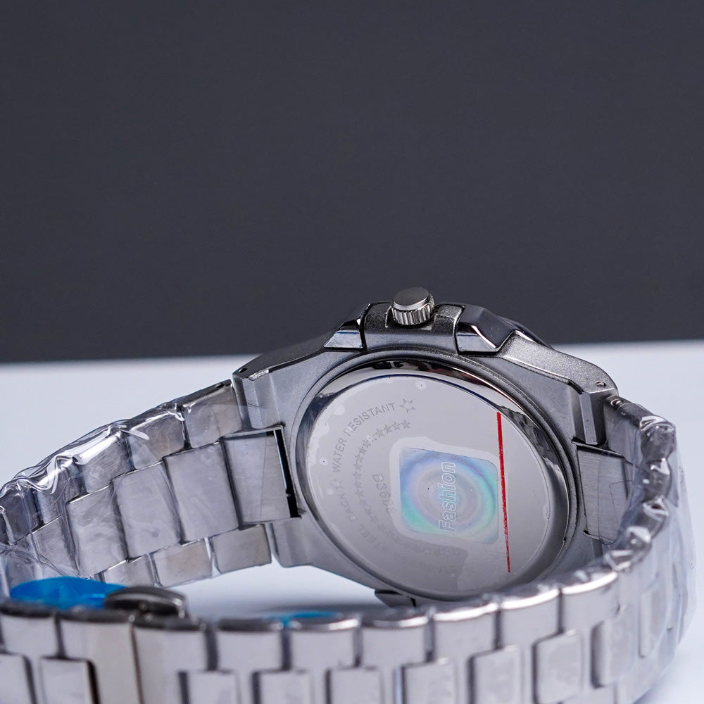 Hublot Daimonds Stone Chain – Heavy Weighted Luxury Watch for Bold Elegance