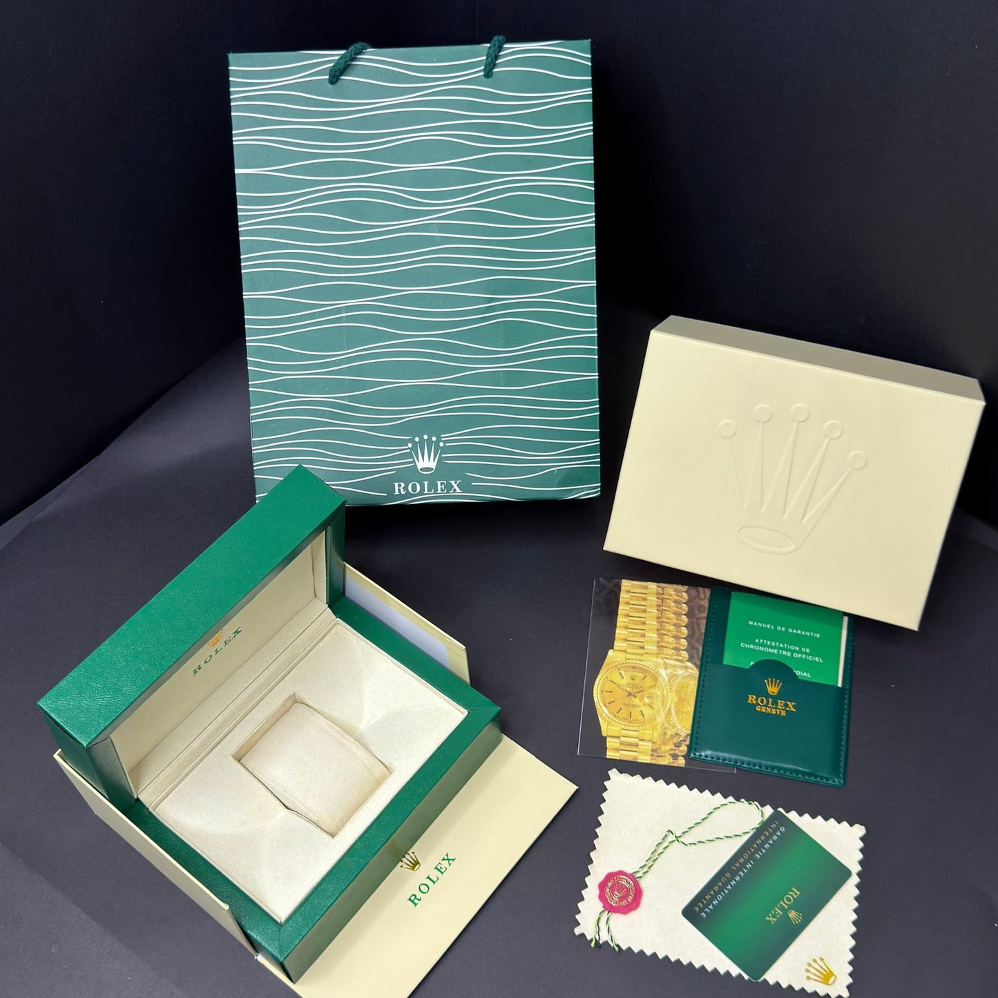 (H)Rolex Original Box with Warranty Card and carry bag Complete Box