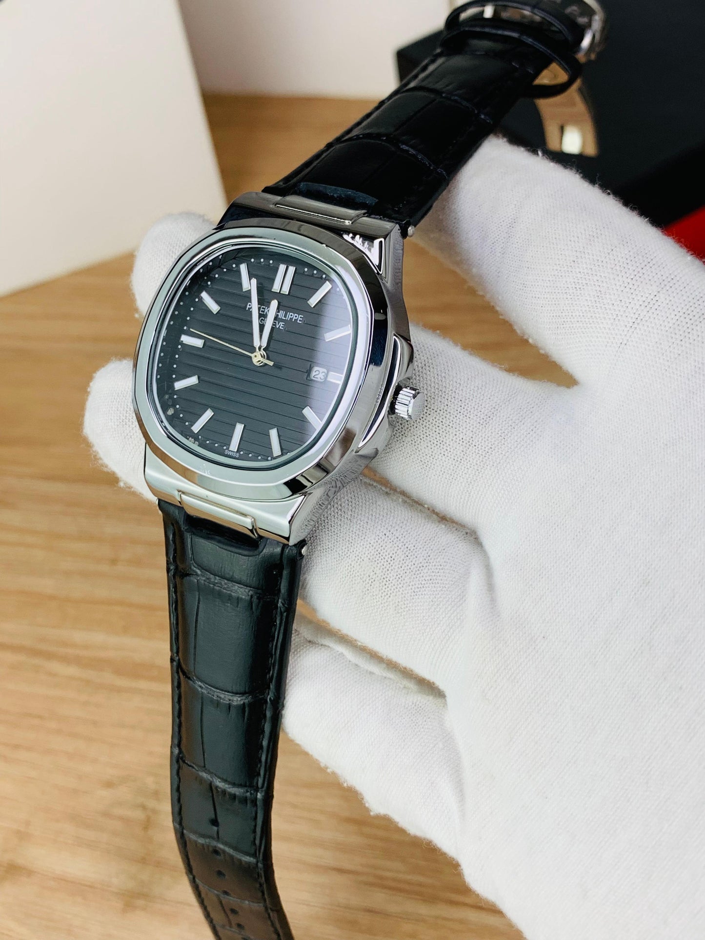 Patek Philippe Classic Analog High Quality Watch | Leather Strap & original Master Lock