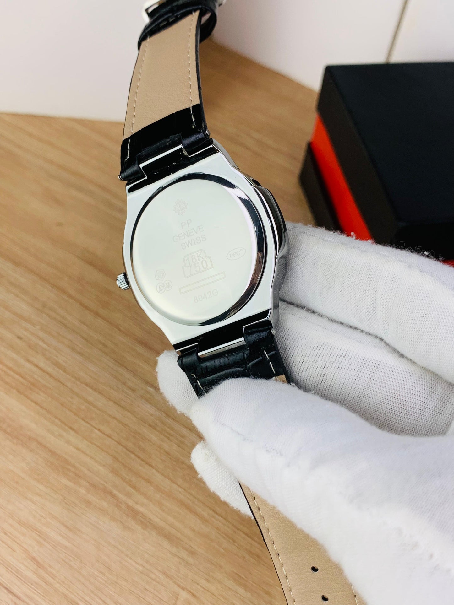 Patek Philippe Classic Analog High Quality Watch | Leather Strap & original Master Lock